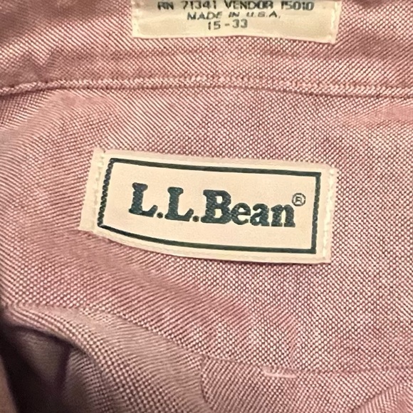 L.L Bean Mens Mauve Long sleeve button down shirt.  Size 15-33 - Picture 2 of 3